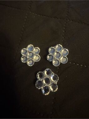 Crystal Flower Rhinestone Vintage button covers - Clear Sparkle (Set of 3)